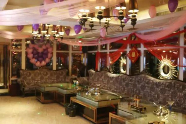 重庆按摩店遭遇暴力袭击,按摩师无辜被打! 重庆按摩店遭遇暴力袭击,按摩师无辜被打!